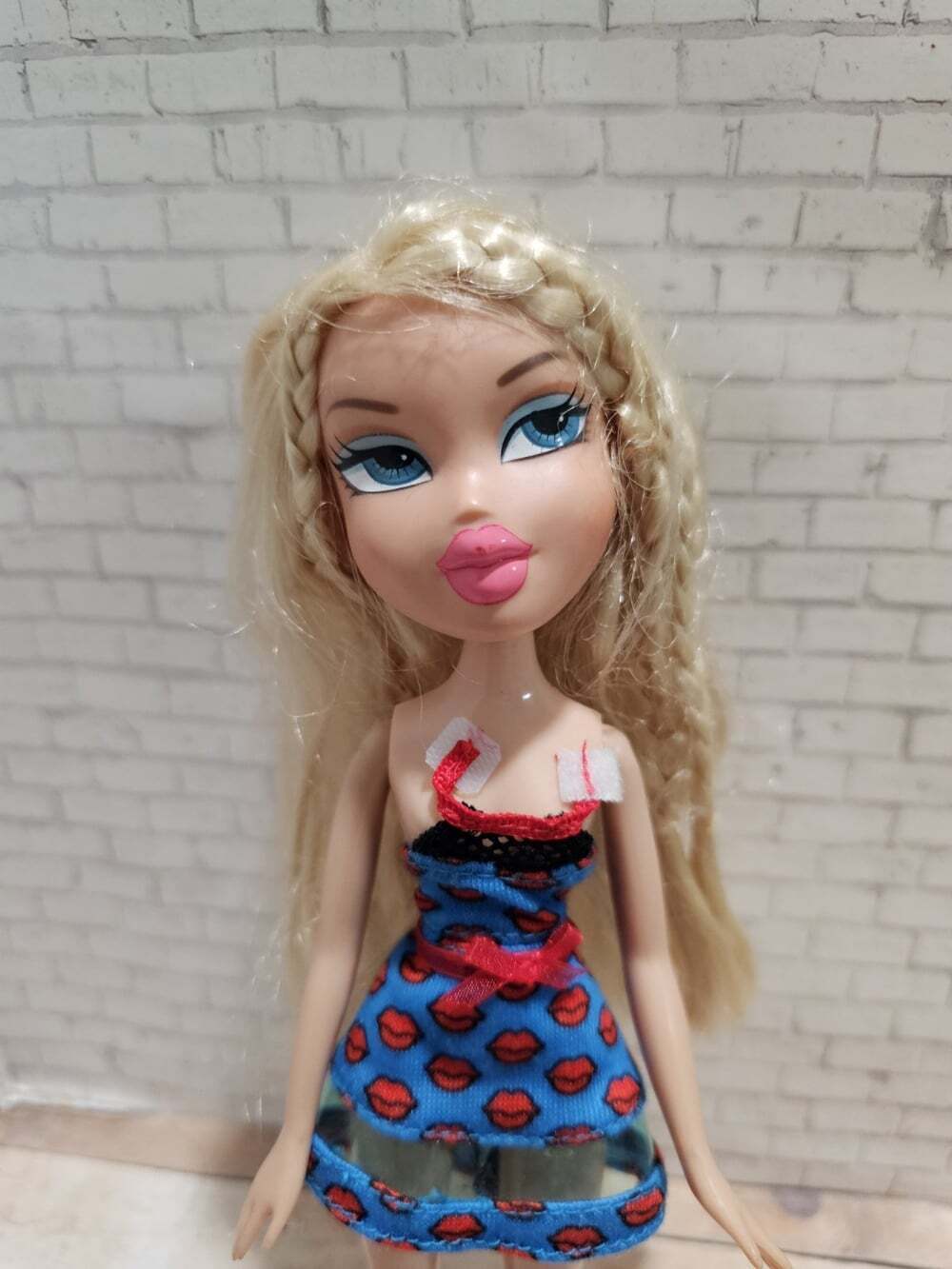 Bratz Cloe Doll Blonde Braided Hair Blue Eyes Pink Lips Restyled MGA Y2K